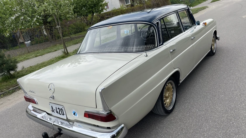 Mercedes W111 190 c 1965 - zdjęcie dodatkowe nr 6