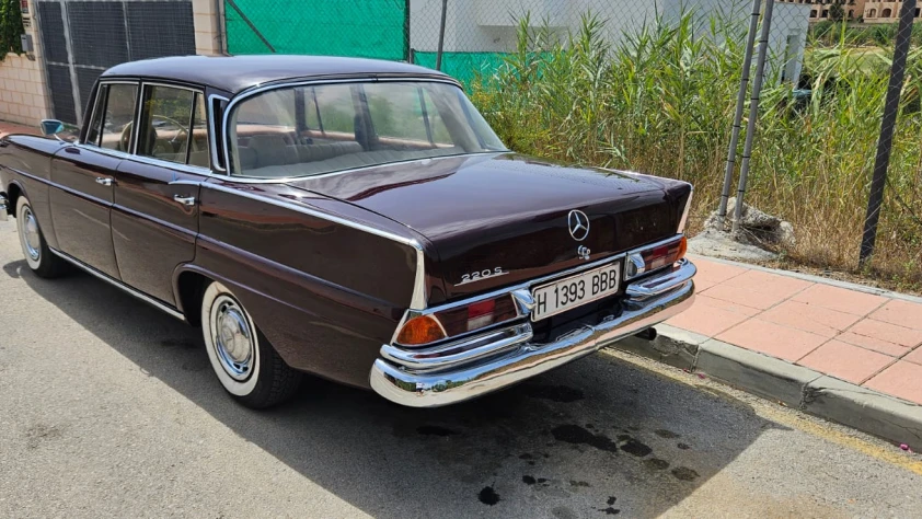 Mercedes W111 220S 1961 - zdjęcie dodatkowe nr 12