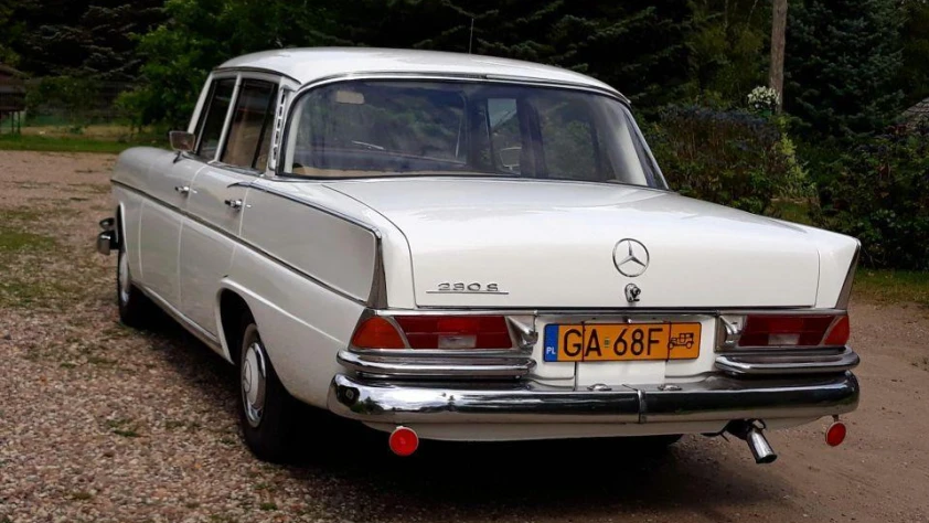 Mercedes W111 230S 1968 - zdjęcie dodatkowe nr 4
