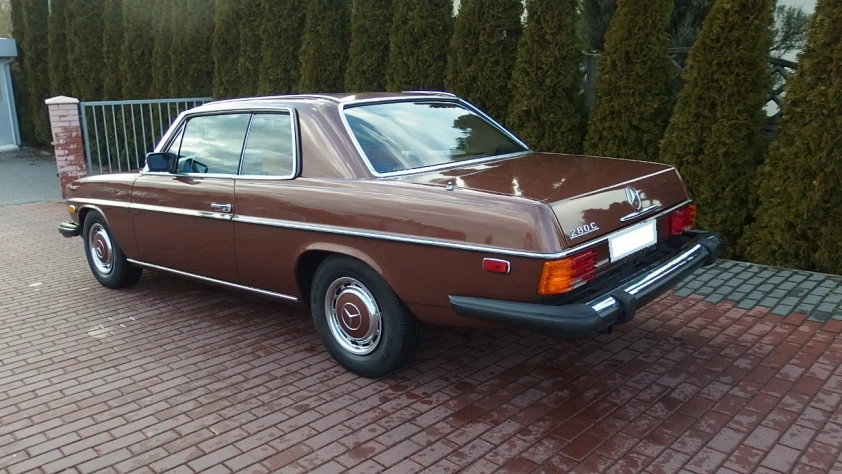 Mercedes W114 280C 1975 - zdjęcie dodatkowe nr 2