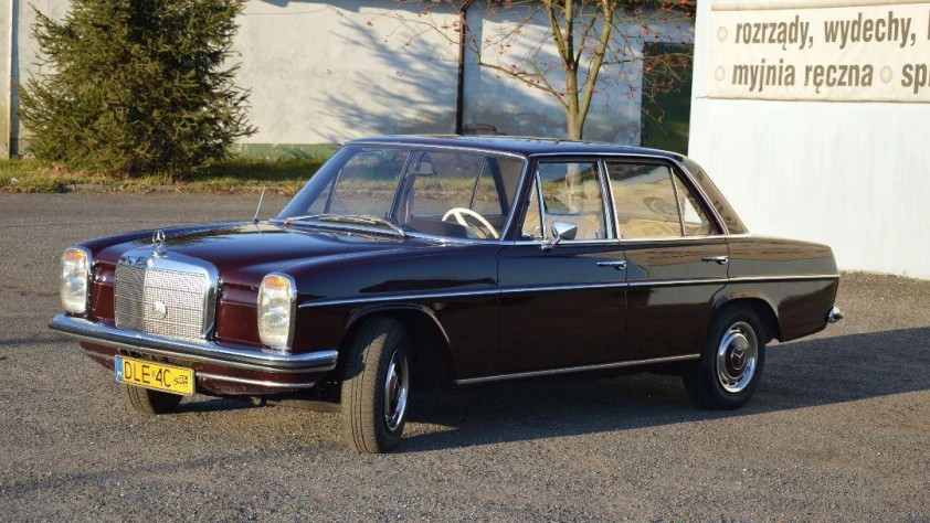 Mercedes W115 1969 - zdjęcie dodatkowe nr 1