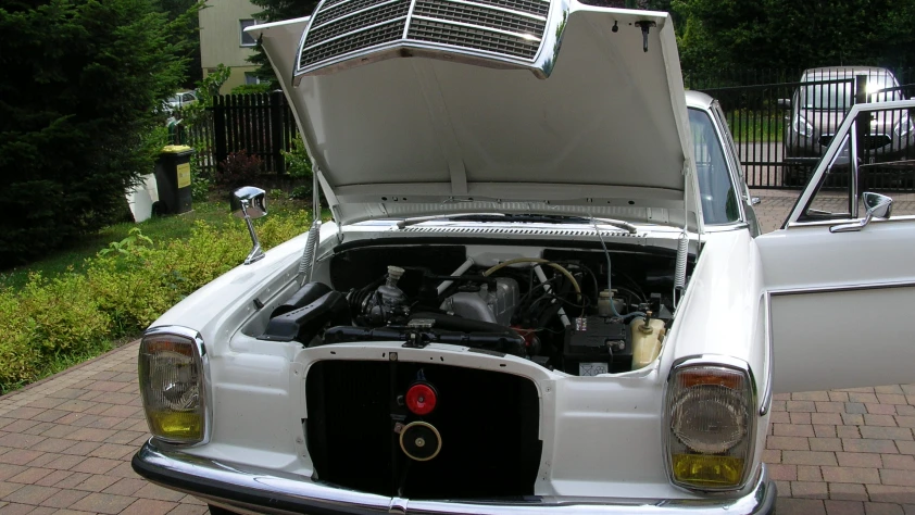 Mercedes W115 1972 - zdjęcie dodatkowe nr 13