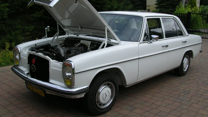 Mercedes W115 1972 - zdjęcie dodatkowe nr 23