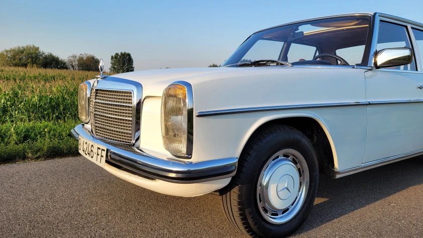 Mercedes W115 200 1975 - zdjęcie dodatkowe nr 8