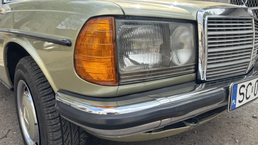 Mercedes W123 230ce 1983 - zdjęcie dodatkowe nr 10