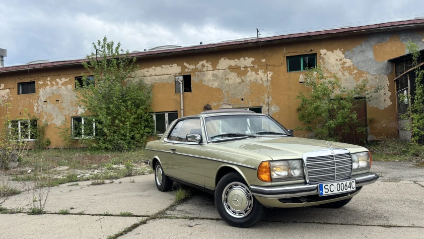 Mercedes W123 230ce 1983 - zdjęcie dodatkowe nr 24