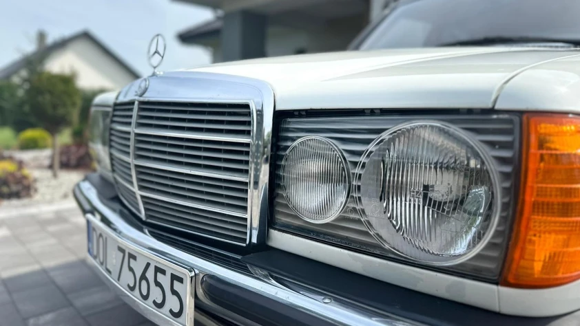 Mercedes W123 230E 1982 - zdjęcie dodatkowe nr 8