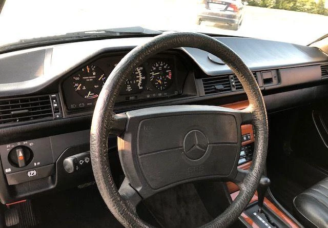 Mercedes W124 1988 - zdjęcie dodatkowe nr 6
