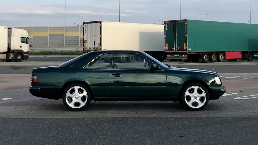 Mercedes W124  1995
