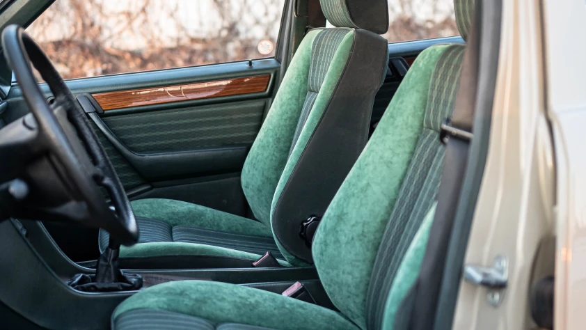 Mercedes W124 1991 - zdjęcie dodatkowe nr 10