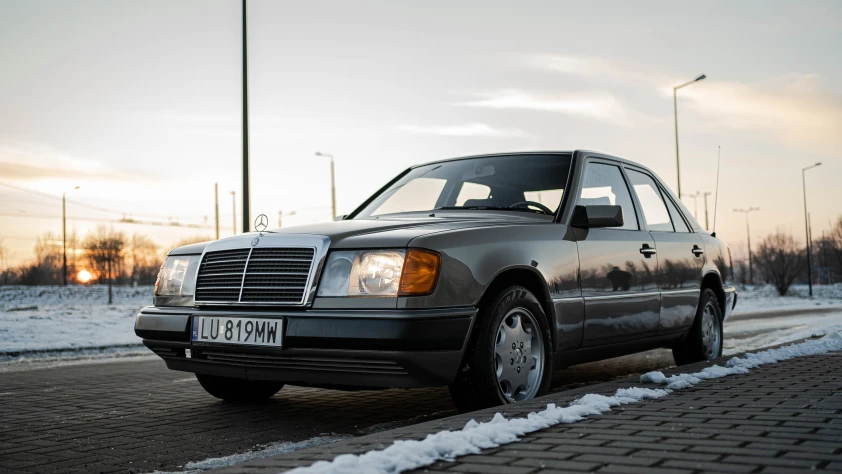Mercedes W124 1991 - zdjęcie dodatkowe nr 20