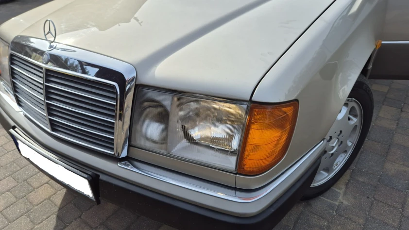 Mercedes  W124 1992 - zdjęcie dodatkowe nr 1