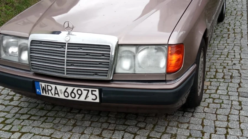 Mercedes W124 E200 - 1993