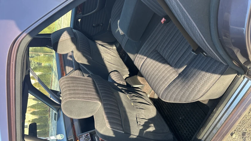 Mercedes W124 E200 1993 - zdjęcie dodatkowe nr 1