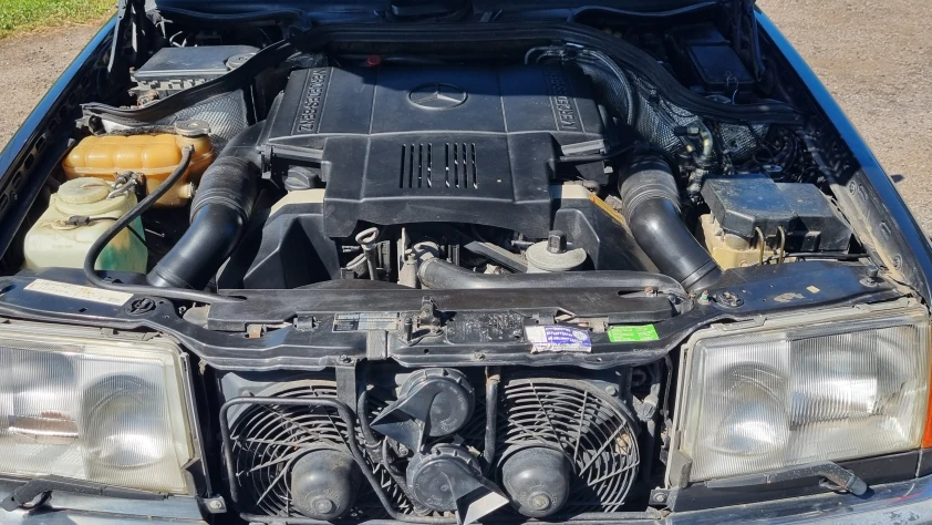 Mercedes W124 E400 1992 - zdjęcie dodatkowe nr 10