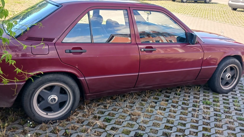 Mercedes W201 190 190E 1989 - zdjęcie dodatkowe nr 2