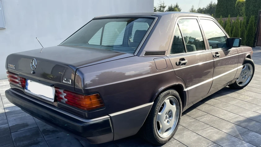 Mercedes W201 190 1991 - zdjęcie dodatkowe nr 1