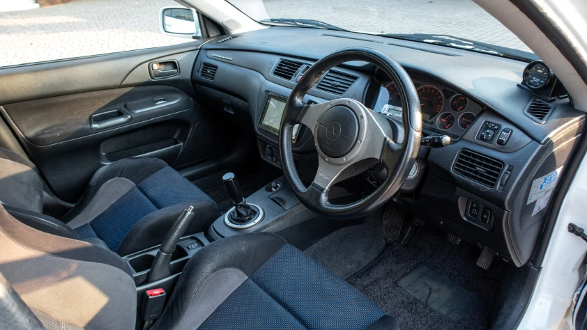 Mitsubishi Lancer Evo 2001 - zdjęcie dodatkowe nr 6