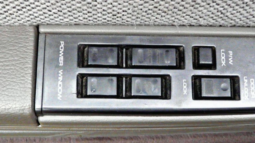 Nissan Laurel C32 1987 - zdjęcie dodatkowe nr 13
