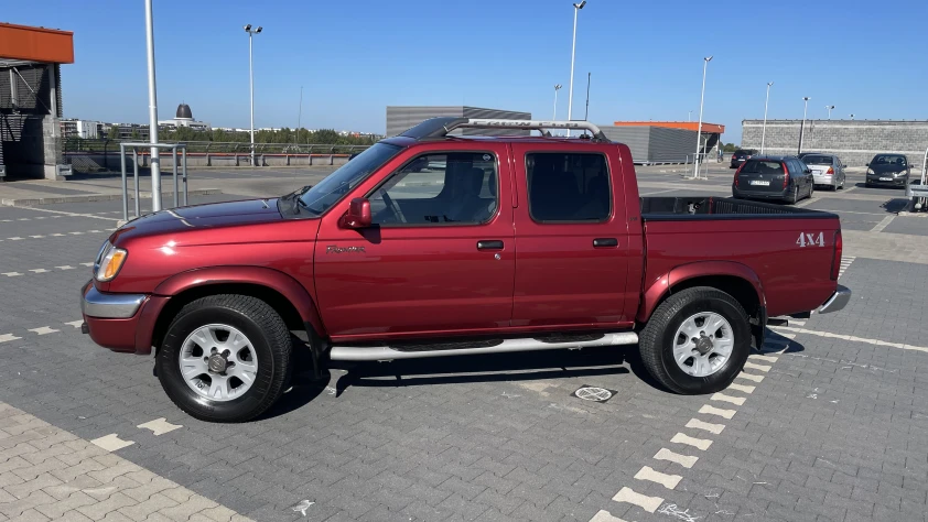 Nissan Patrol Frontier D22 Navara 2000 - zdjęcie dodatkowe nr 9