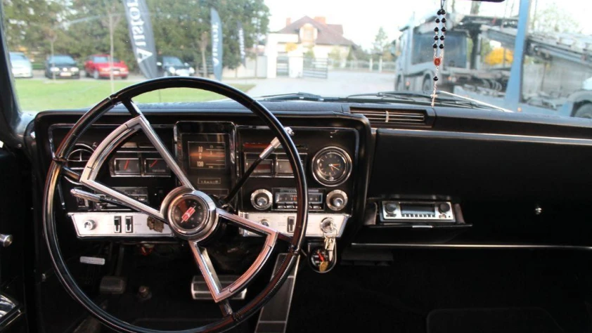 Oldsmobile Toronado 1966 - zdjęcie dodatkowe nr 14