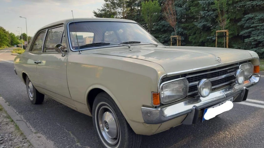 Opel Rekord 1972 - zdjęcie dodatkowe nr 1
