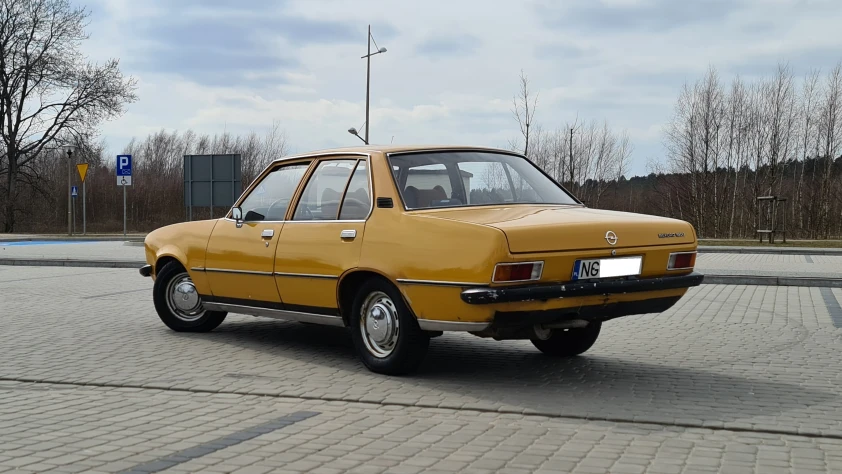 Opel Rekord 1975 - zdjęcie dodatkowe nr 9