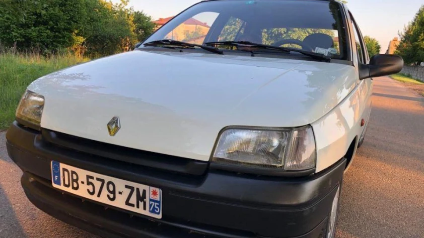 Renault Clio 1.2 1994 - zdjęcie dodatkowe nr 1