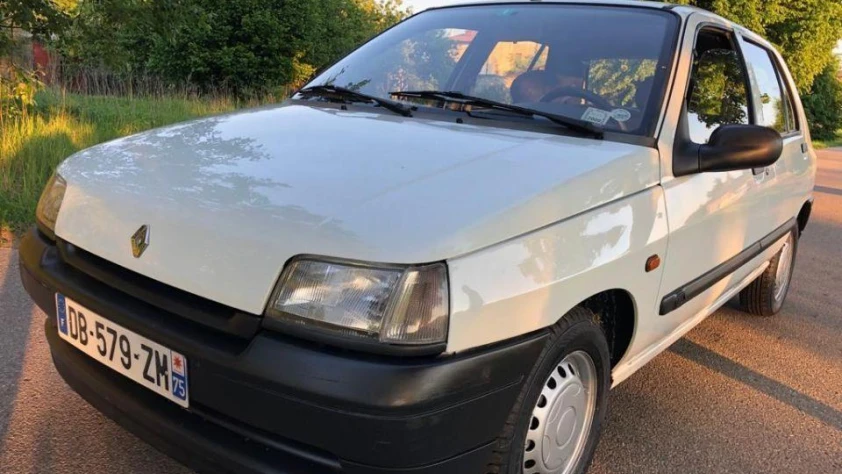Renault Clio 1.2 1994 - zdjęcie dodatkowe nr 18