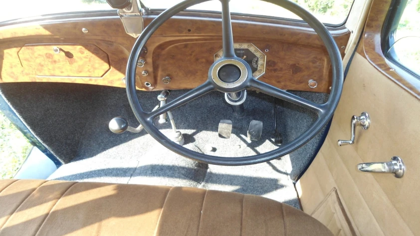 Renault  Primaquatre KZ-24 1935 - zdjęcie dodatkowe nr 4