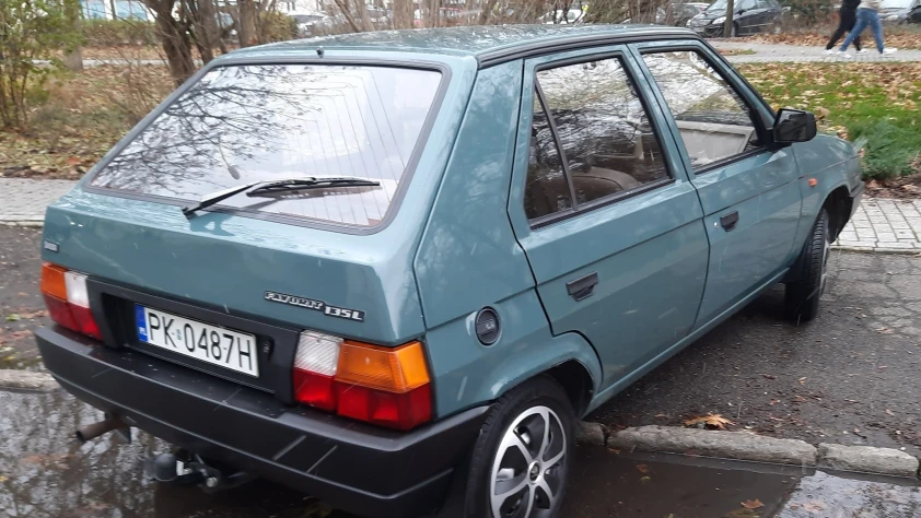 Skoda Favorit 135L 1992 - zdjęcie dodatkowe nr 3