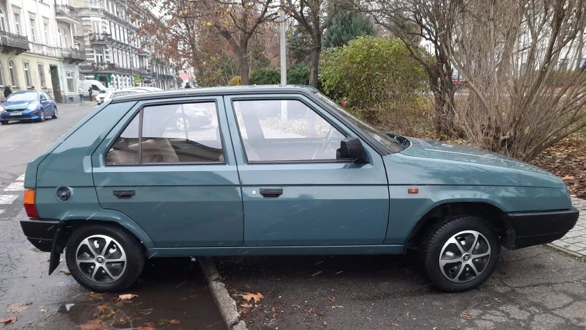 Skoda Favorit 135L 1992 - zdjęcie dodatkowe nr 4