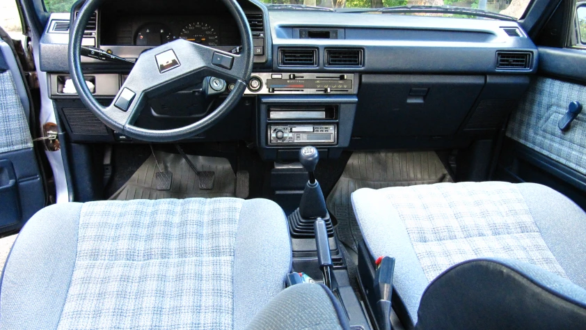 Toyota Corolla 1986 - zdjęcie dodatkowe nr 6