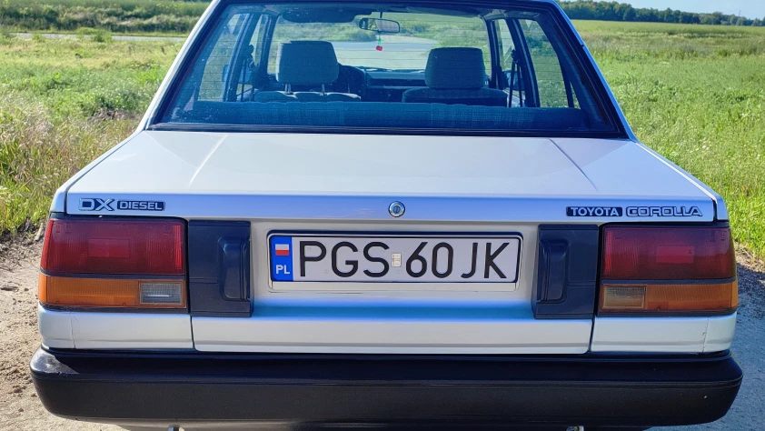 Toyota Corolla SEDAN 1986T AE80 GEN.5 1.8l 1986 - zdjęcie dodatkowe nr 4