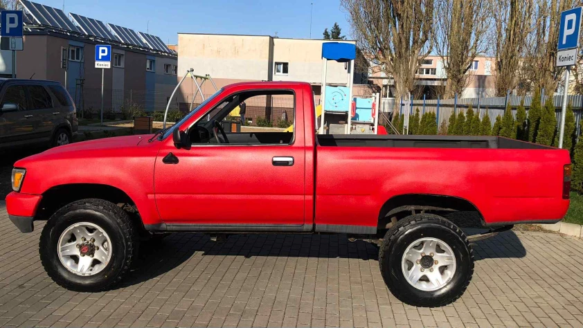 Toyota Hilux 1990 - zdjęcie dodatkowe nr 1