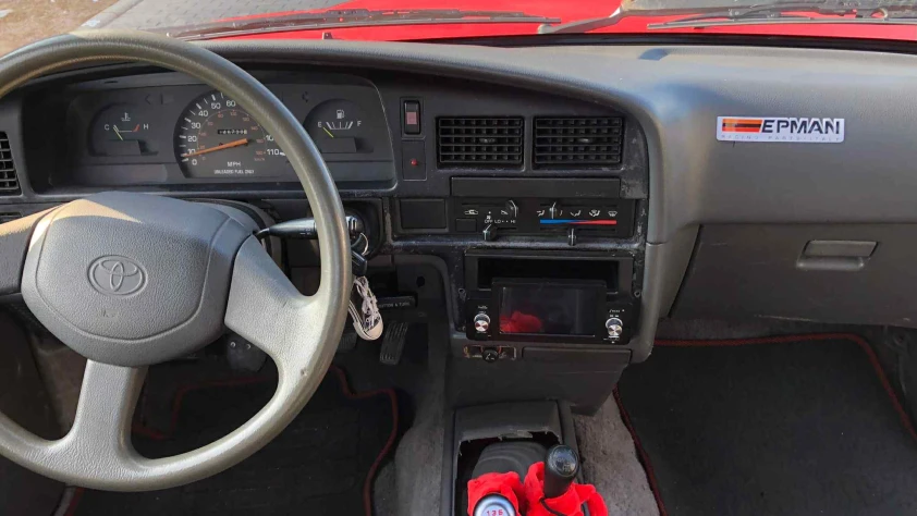 Toyota Hilux 1990 - zdjęcie dodatkowe nr 8