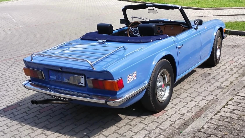 Triumph TR6 Cabrio 1975 - zdjęcie dodatkowe nr 2