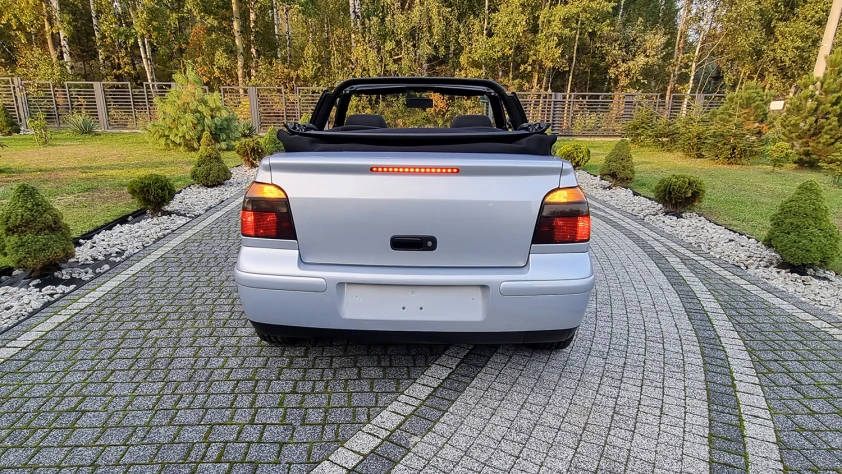 Volkswagen Golf IV Cabrio 1999 - zdjęcie dodatkowe nr 23