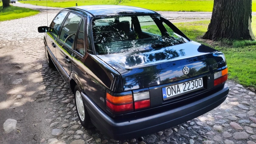Volkswagen Passat 1990 - zdjęcie dodatkowe nr 7