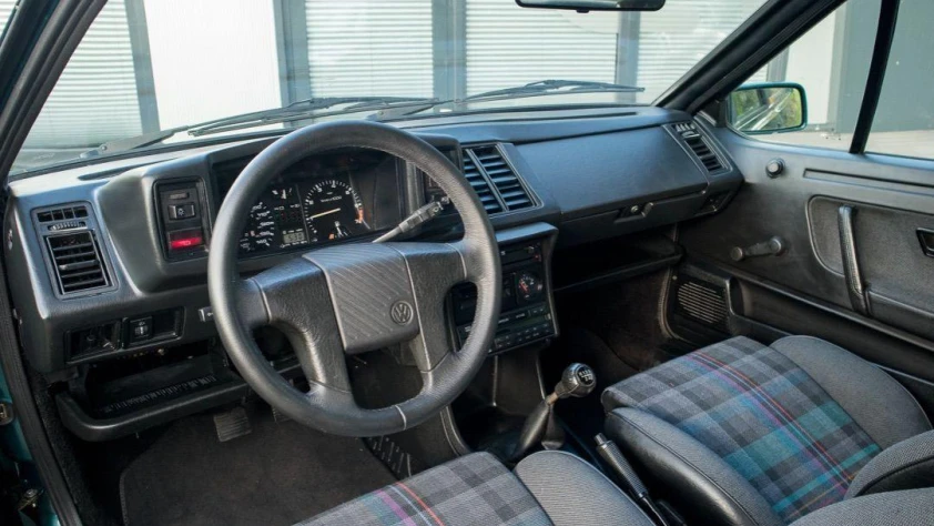 Volkswagen Scirocco 1992 - zdjęcie dodatkowe nr 28