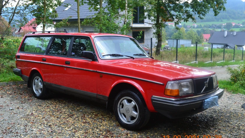 Volvo 245 Kombi 1990 - zdjęcie dodatkowe nr 1