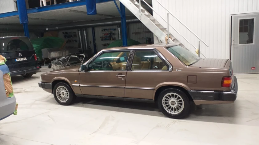 Volvo 780 Bertone 1988 - zdjęcie dodatkowe nr 1