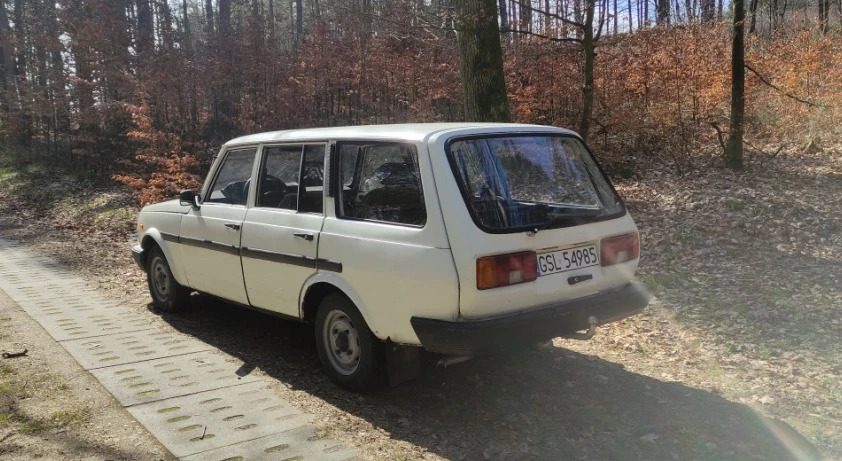 Wartburg 1.3 Turist 1990 - zdjęcie dodatkowe nr 3