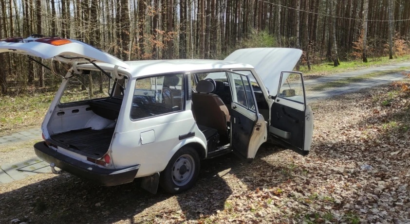 Wartburg 1.3 Turist 1990 - zdjęcie dodatkowe nr 5