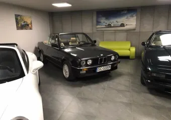 BMW Seria 3 E30 320i  1989