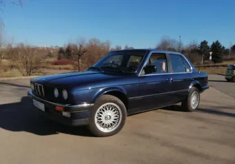 BMW Seria 3 E30 320i  1987