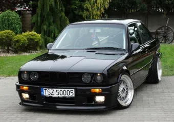 BMW Seria 3 E30 320i M-TECHNIC 1988