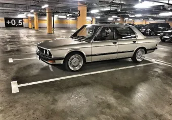 BMW Seria 5 E28 525  1986
