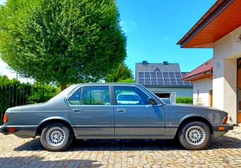 BMW Seria 7 732i 1984