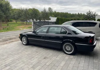BMW Seria 7 740 IL 1998